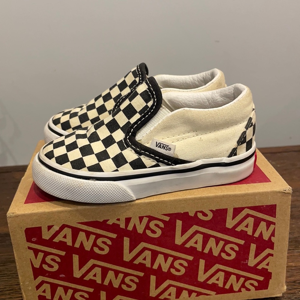 Toddler Classic Slip-On Vans - 5C